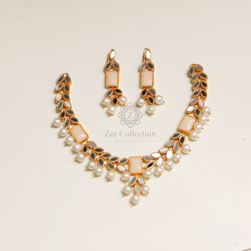 Leaf Kundan Set
