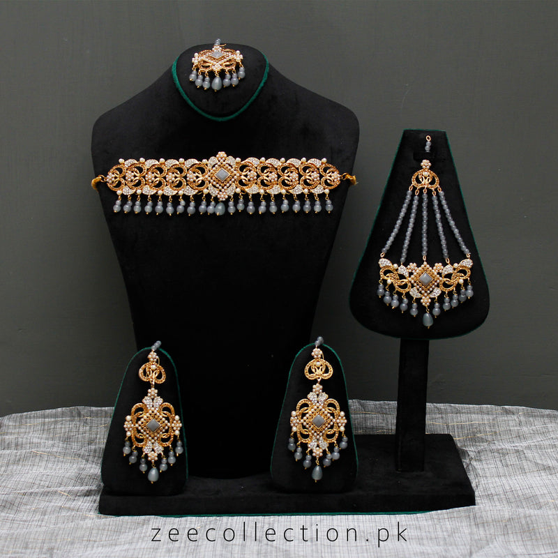 Gulnaaz Choker Set