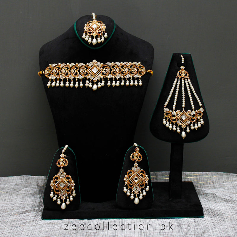 Gulnaaz Choker Set