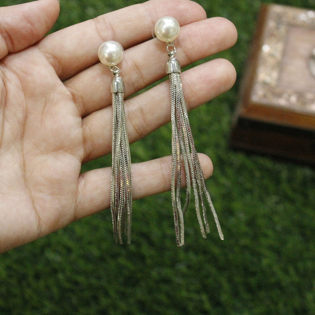 Ball Tail Earrings - Zee Collection pk