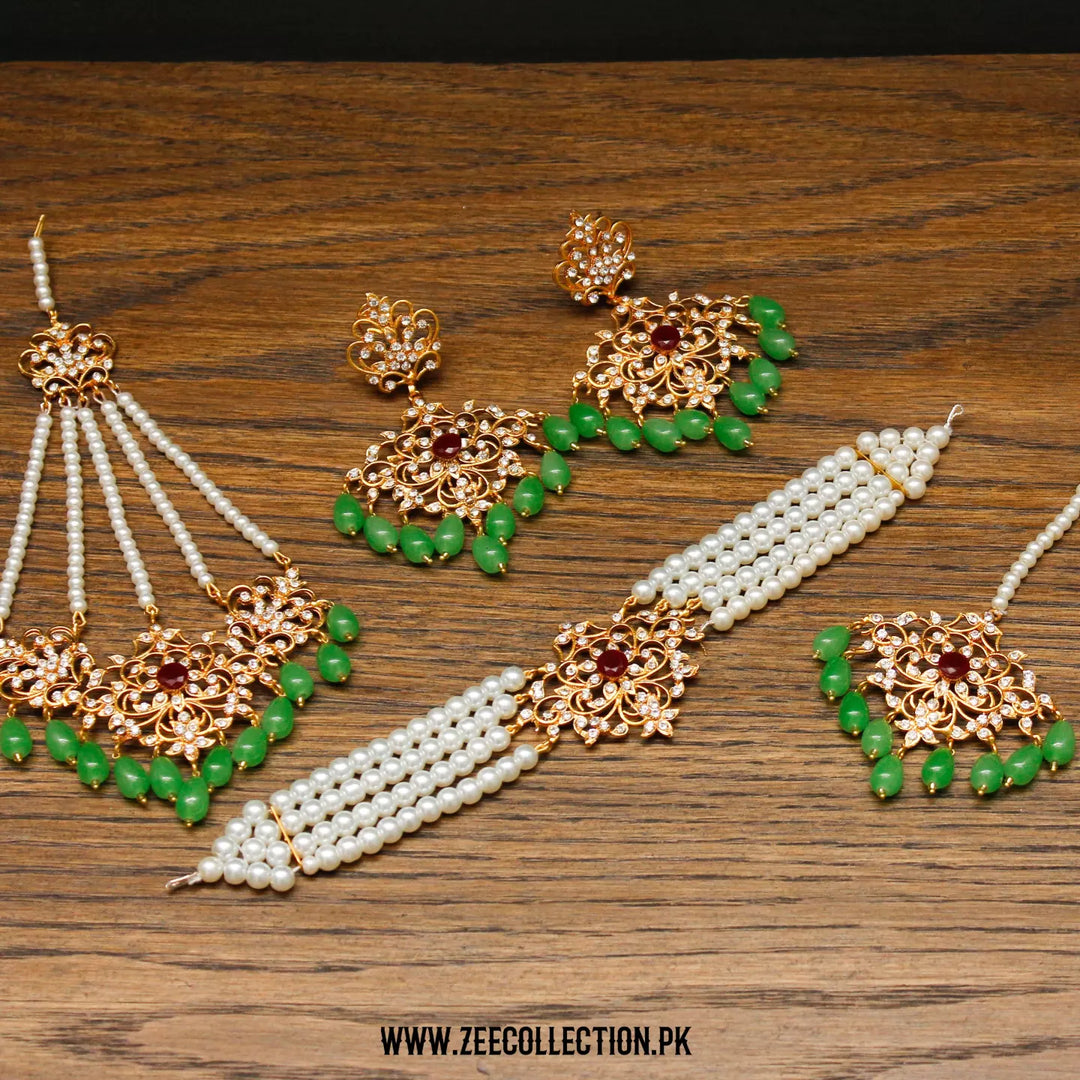 Amelia choker Set 01