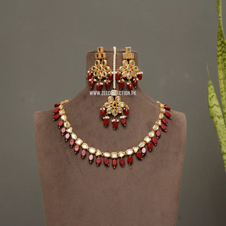 Shahnaz kundan necklace