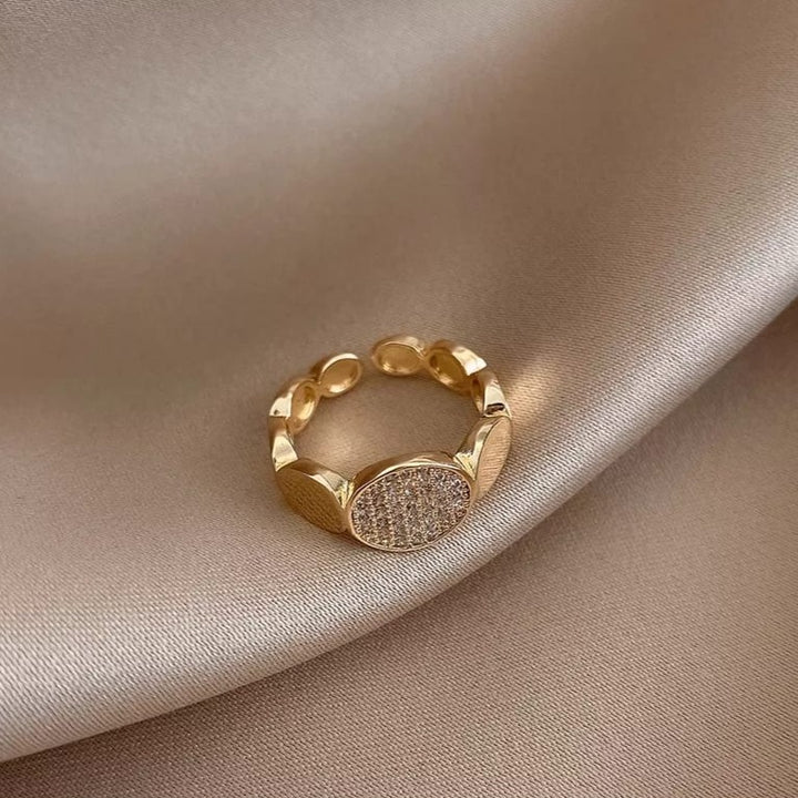 Classic Zircon Rings